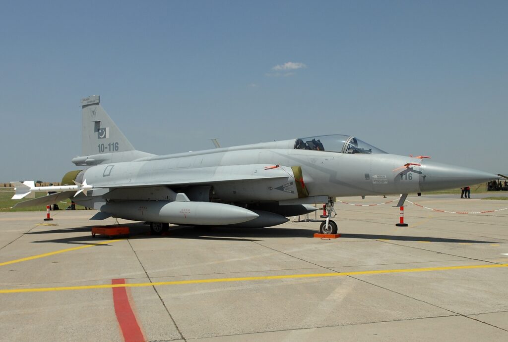 Indian Air Force vs Pakistan Air Force
