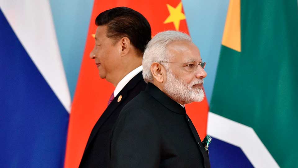 Chinese company ke stock market shares mein zabardast girawat!