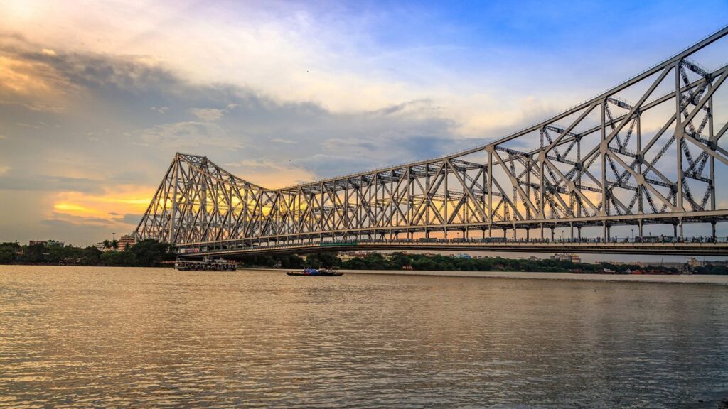 India ke 10 Iconic Bridges