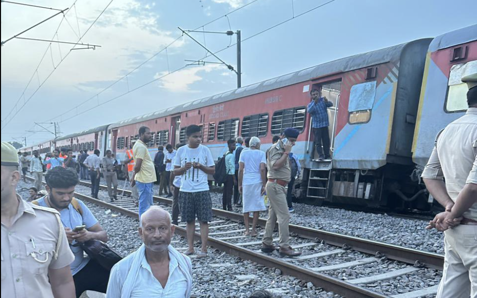 Sabarmati Jansadharan Express accident